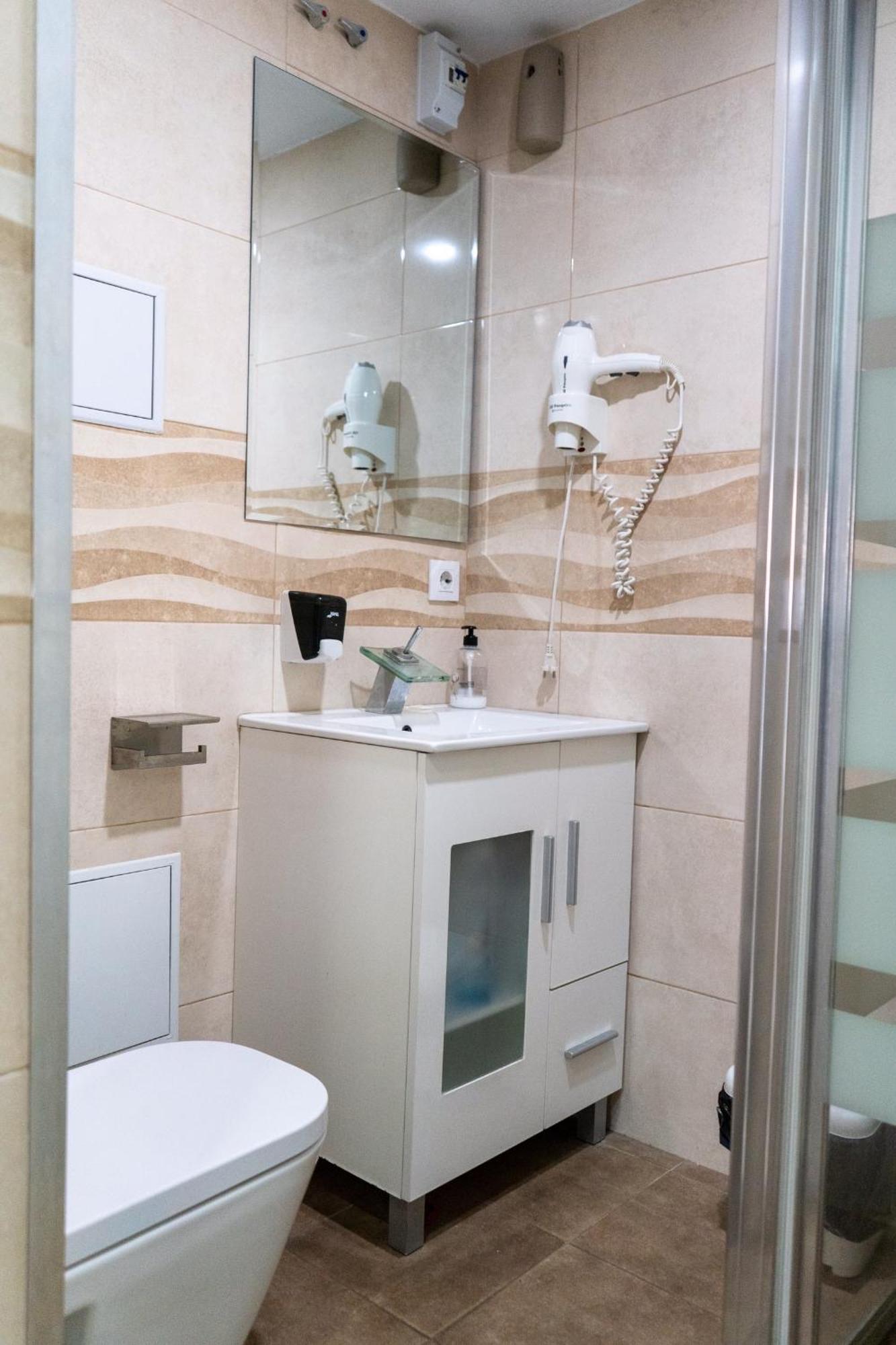 Invecar Holding Apartment Seville Ngoại thất bức ảnh